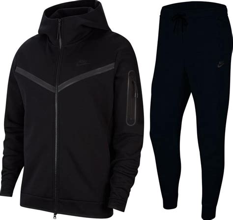 nike tech zwart met wit|nike tech pak.